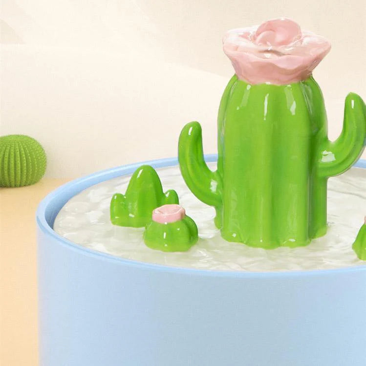 Omo Omo™ Cactus Flower Cat Water Fountain