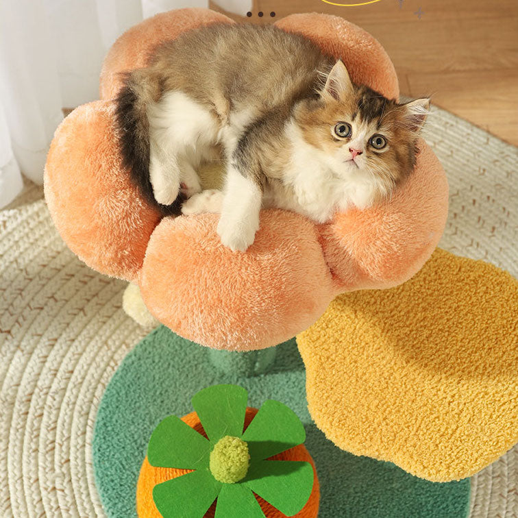 Omo Omo™ Flower Cat Tree