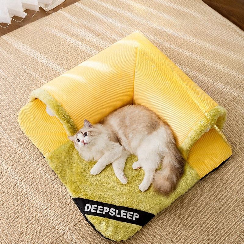 Omo Omo™ Tunnel Cat Bed