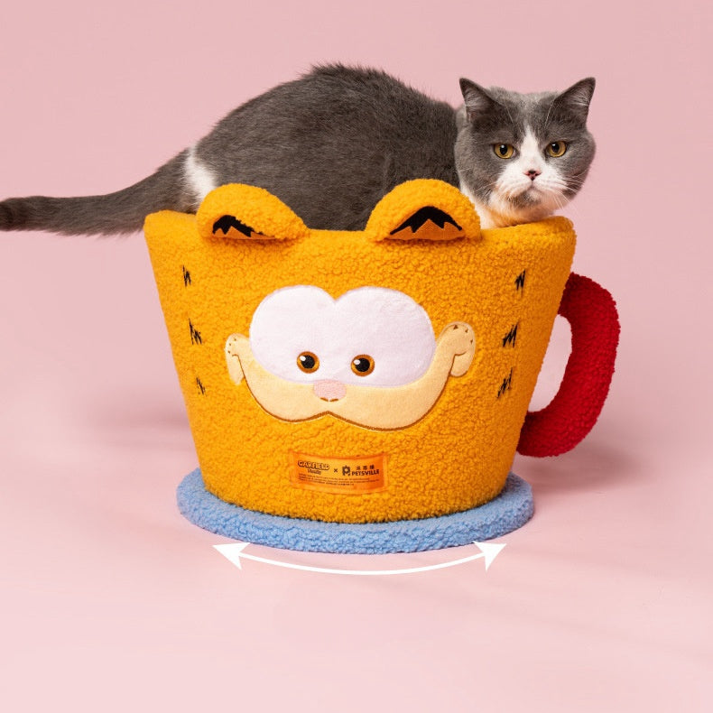 Omo Omo™ Garfield Rotating Cat Tree