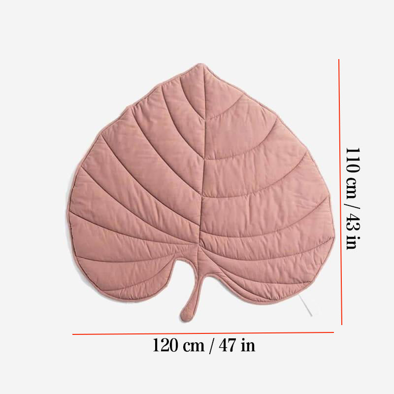 Omo Omo™ Leaf Shaped Cotton Blankets